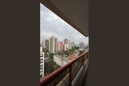 Apartamento à venda com 180m², 3 quartos e 2 vagasVaranda