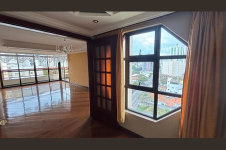 Apartamento à venda com 180m², 3 quartos e 2 vagasEscritório