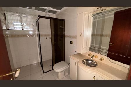 Apartamento à venda com 180m², 3 quartos e 2 vagasBanheiro