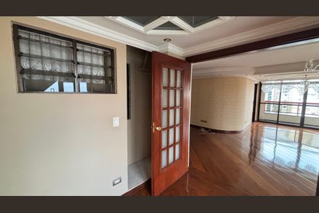 Apartamento à venda com 180m², 3 quartos e 2 vagasEscritório