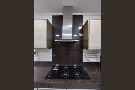 Casa à venda com 171m², 3 quartos e 4 vagas Casa à venda com 171m², 3 quartos e 4 vagasCozinha