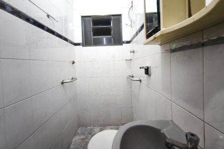 Casa para alugar com 300m², 2 quartos e 4 vagasBanheiro Social