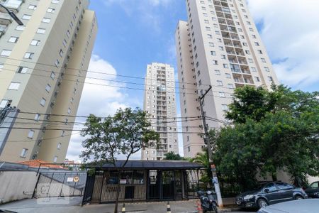 Apartamento para alugar com 58m², 3 quartos e 1 vagaFachada
