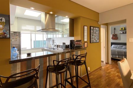 Sala de apartamento à venda com 2 quartos, 88m² em Serra, Belo Horizonte