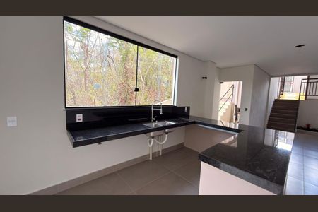 Casa à venda com 3 quartos, 133m² em Vila Rica, Lagoa Santa