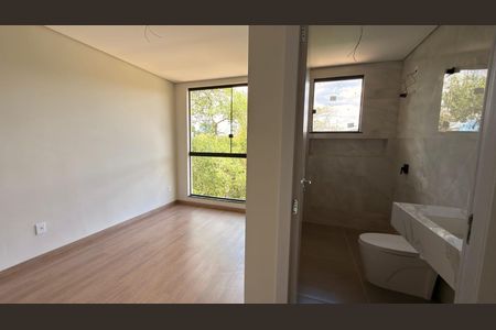 Casa à venda com 133m², 3 quartos e 3 vagas