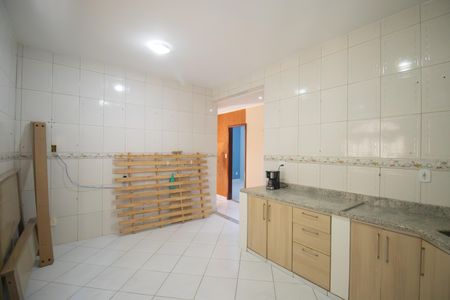 Casa para alugar com 251m², 3 quartos e sem vagaCozinha