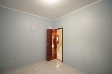 Casa para alugar com 251m², 3 quartos e sem vagaQuarto 2