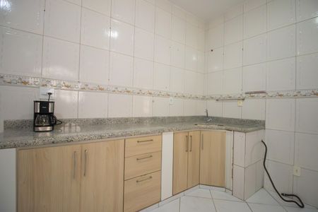 Casa para alugar com 251m², 3 quartos e sem vagaCozinha