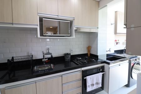 Apartamento à venda com 48m², 2 quartos e 1 vagaCozinha e Área de Serviço