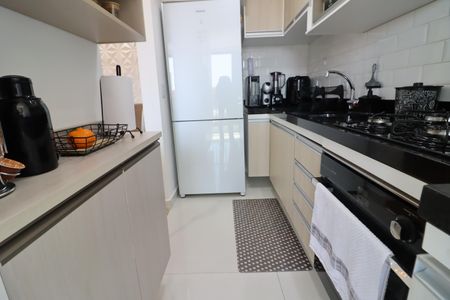 Apartamento à venda com 48m², 2 quartos e 1 vagaCozinha e Área de Serviço