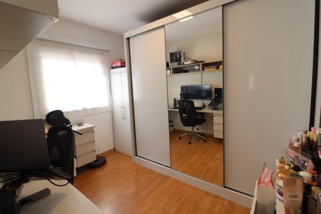 Apartamento à venda com 48m², 2 quartos e 1 vagaQuarto 2