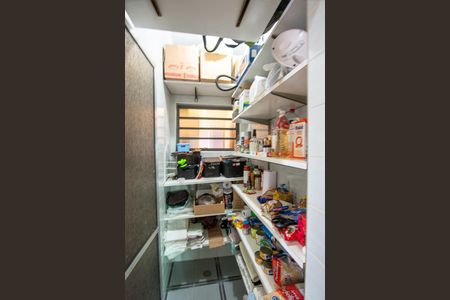 Despensa de casa à venda com 3 quartos, 189m² em Jardim dos Oliveiras, Campinas
