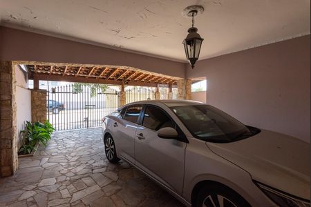 Garagem de casa à venda com 3 quartos, 189m² em Jardim dos Oliveiras, Campinas