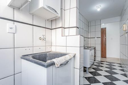 Apartamento para alugar com 55m², 2 quartos e 1 vagaÁrea de Serviço