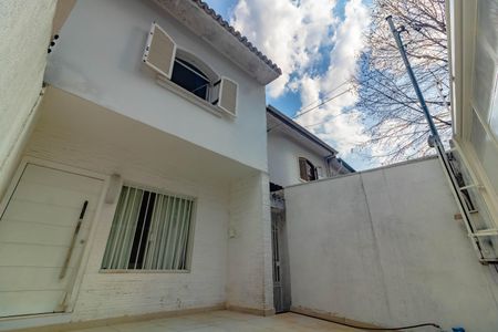 Casa para alugar com 155m², 3 quartos e 2 vagasFachada