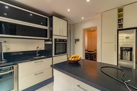 Casa para alugar com 155m², 3 quartos e 2 vagasCozinha