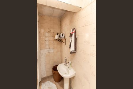 Casa à venda com 200m², 3 quartos e 1 vagaCasa 2 - Banheiro