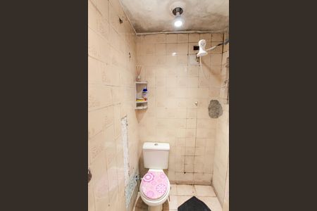 Casa à venda com 200m², 3 quartos e 1 vagaCasa 2 - Banheiro