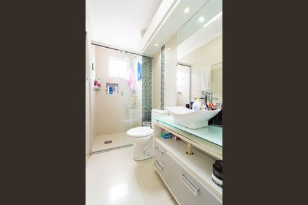 Apartamento à venda com 157m², 3 quartos e 1 vagaBanheiro Suíte 