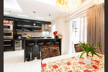 Apartamento à venda com 157m², 3 quartos e 1 vagaCozinha