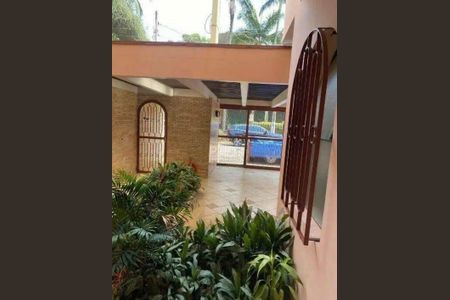 Casa à venda com 594m², 4 quartos e 4 vagas