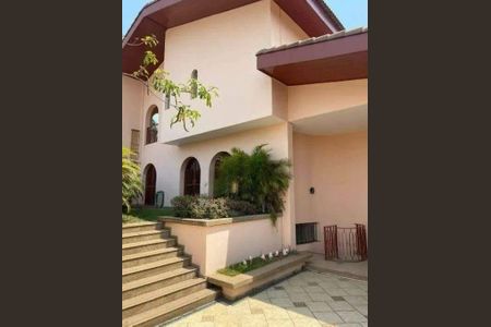 Casa à venda com 594m², 4 quartos e 4 vagas