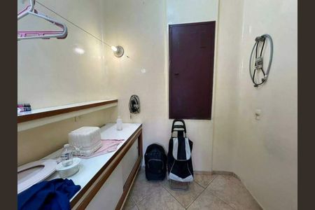 Casa à venda com 594m², 4 quartos e 4 vagas