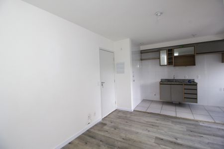 Sala de apartamento para alugar com 2 quartos, 45m² em Parque Novo Oratório, Santo André