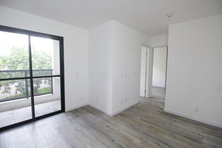 Sala de apartamento para alugar com 2 quartos, 45m² em Parque Novo Oratório, Santo André