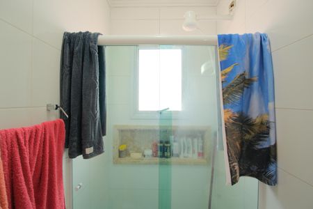 Casa de condomínio à venda com 163m², 3 quartos e 2 vagasBanheiro da Suíte