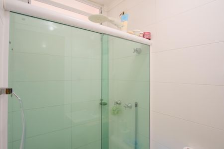 Casa de condomínio à venda com 163m², 3 quartos e 2 vagasBanheiro Social