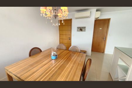 Apartamento para alugar com 167m², 3 quartos e 3 vagas Apartamento para alugar com 167m², 3 quartos e 3 vagasSala de Jantar