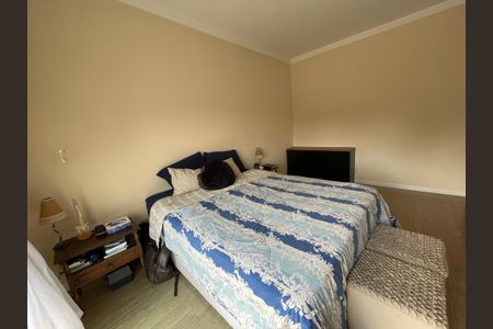 Casa de condomínio para alugar com 330m², 3 quartos e 4 vagasSuíte 3