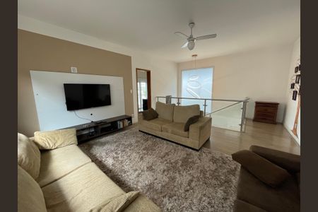 Casa de condomínio para alugar com 330m², 3 quartos e 4 vagasSala 2