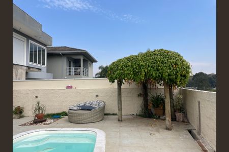 Casa de condomínio para alugar com 330m², 3 quartos e 4 vagasPiscina