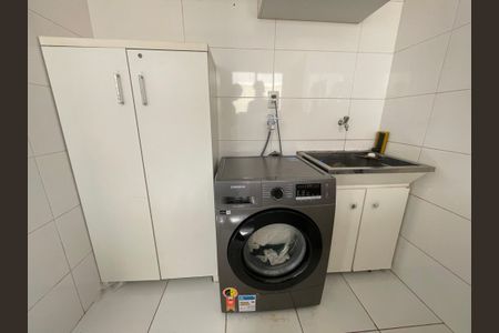 Casa de condomínio para alugar com 330m², 3 quartos e 4 vagasLavanderia