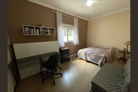 Casa de condomínio para alugar com 330m², 3 quartos e 4 vagasSuíte 1