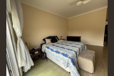 Casa de condomínio para alugar com 330m², 3 quartos e 4 vagasSuíte 3