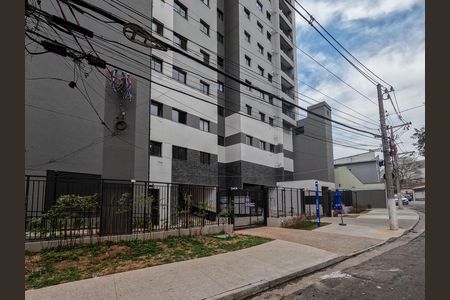Apartamento para alugar com 42m², 2 quartos e 1 vaga Apartamento para alugar com 42m², 2 quartos e 1 vagaFachada