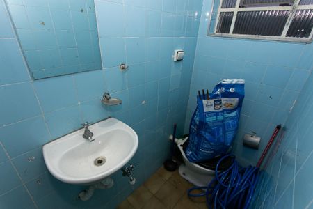 Casa à venda com 138m², 3 quartos e 2 vagasBanheiro de Serviço