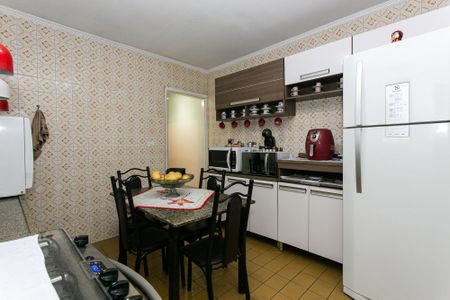 Casa à venda com 138m², 3 quartos e 2 vagasCozinha