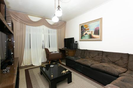 Casa à venda com 138m², 3 quartos e 2 vagasSala