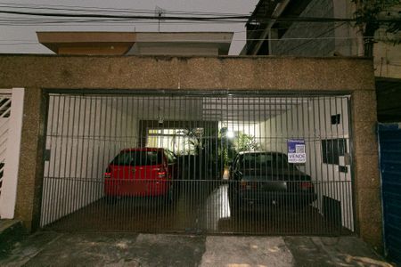 Casa à venda com 138m², 3 quartos e 2 vagasFachada