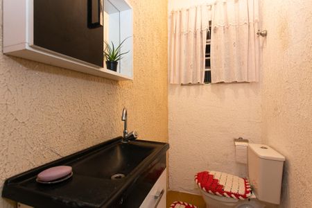 Casa à venda com 138m², 3 quartos e 2 vagasLavabo