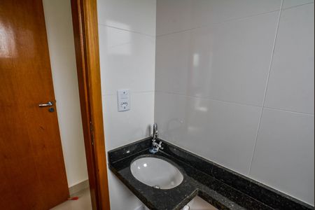 Apartamento à venda com 60m², 2 quartos e sem vagaBanheiro da Suíte 2