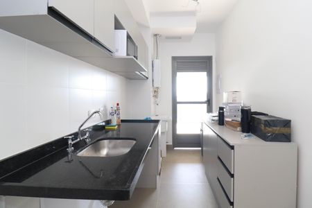 Apartamento à venda com 77m², 2 quartos e 1 vagaCozinha