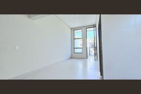 Sala de casa à venda com 3 quartos, 100m² em Vila Rica, Lagoa Santa