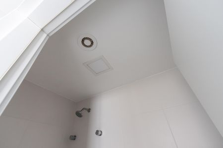 Apartamento à venda com 110m², 3 quartos e 3 vagas Apartamento à venda com 110m², 3 quartos e 3 vagasBanheiro de Serviço