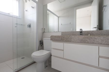 Apartamento à venda com 110m², 3 quartos e 3 vagas Apartamento à venda com 110m², 3 quartos e 3 vagasBanheiro da Suíte 1